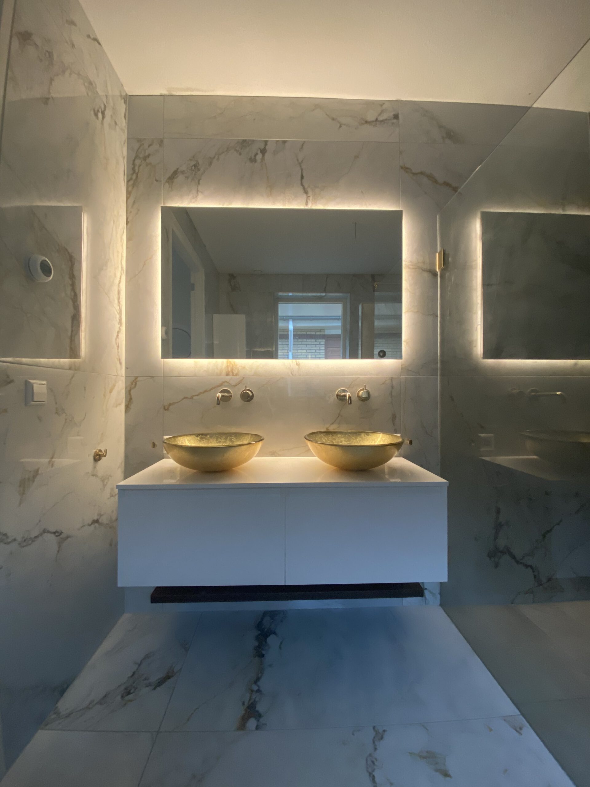Marmer In De Badkamer: Een Luxueuze Upgrade